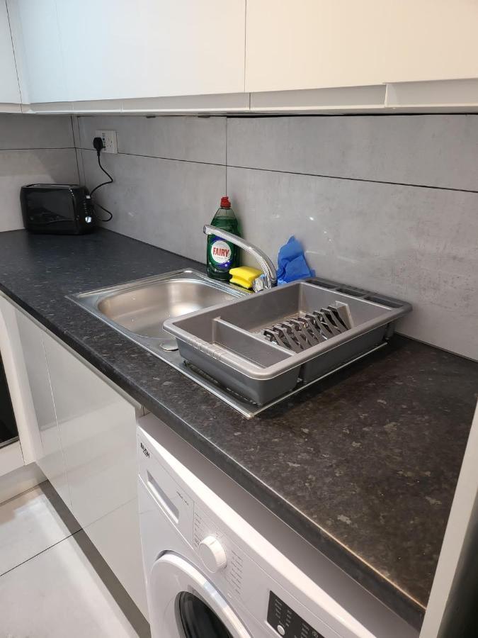 伦敦Fancy Basement Flat B公寓 外观 照片